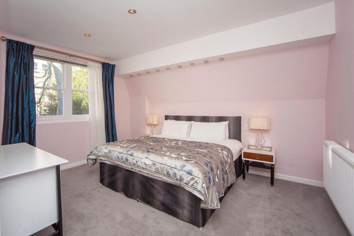 ※ Spacious Georgian Coach House & With Parking Bath Bagian luar foto