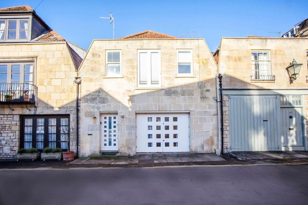 ※ Spacious Georgian Coach House & With Parking Bath Bagian luar foto