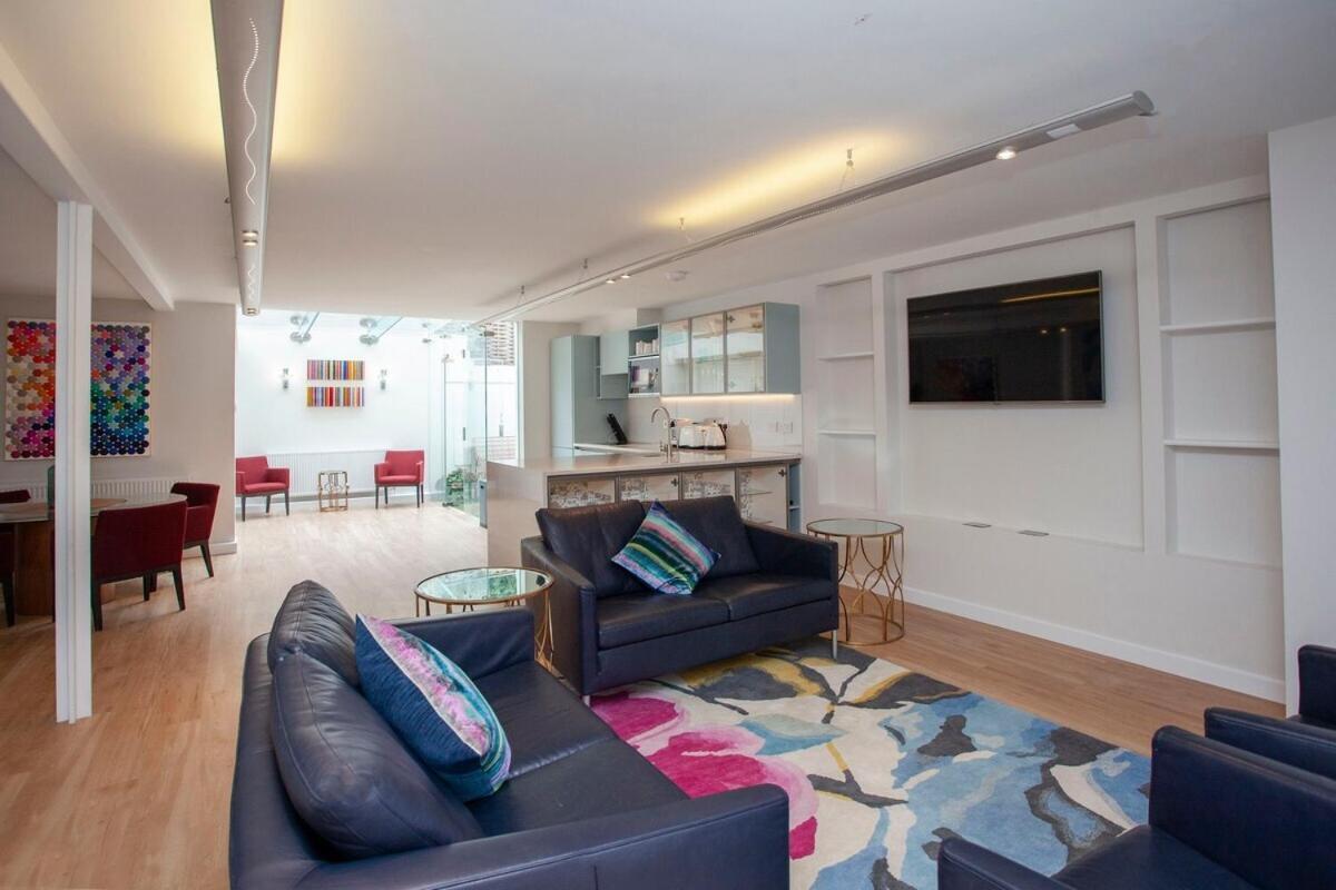※ Spacious Georgian Coach House & With Parking Bath Bagian luar foto